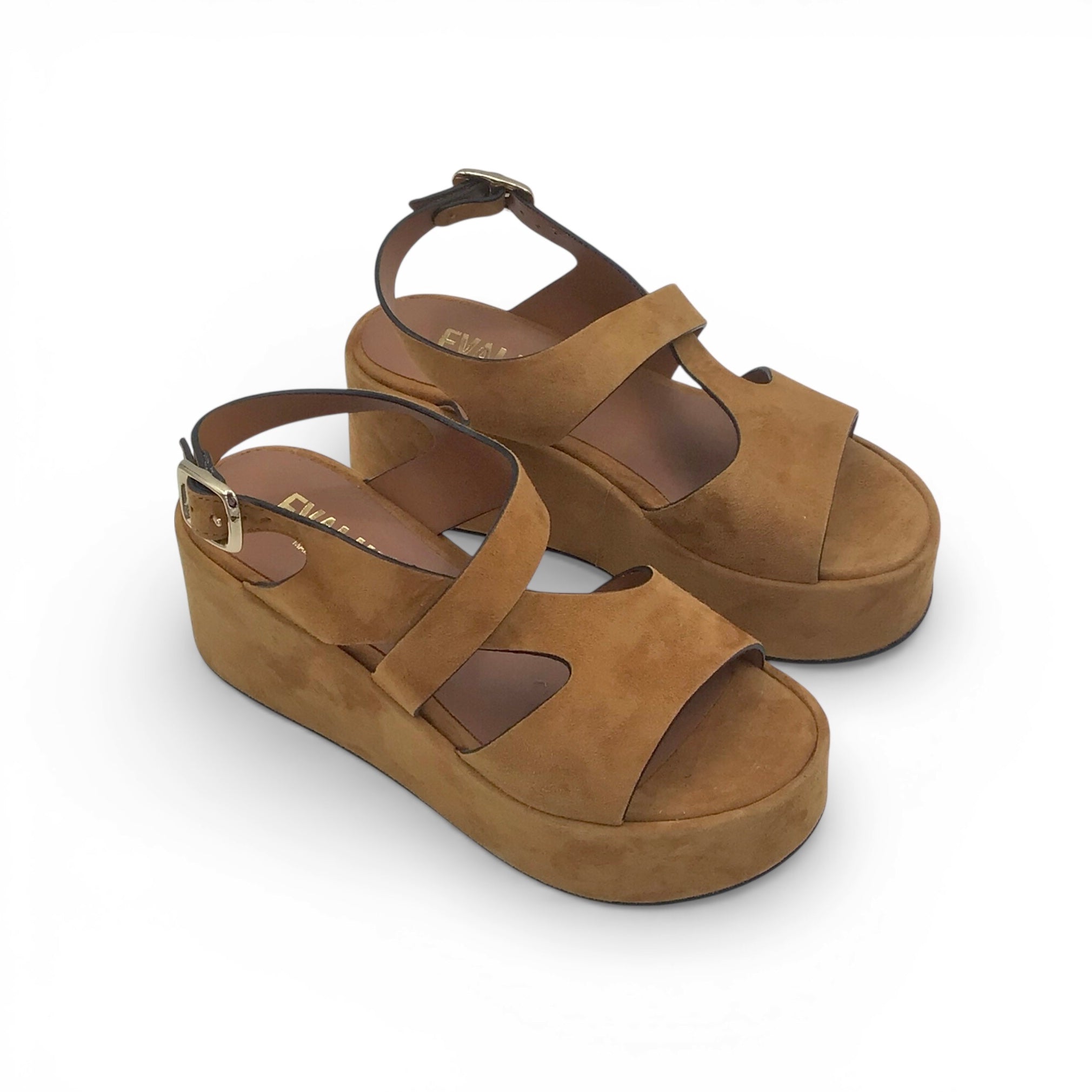 Evaluna 106 Camel