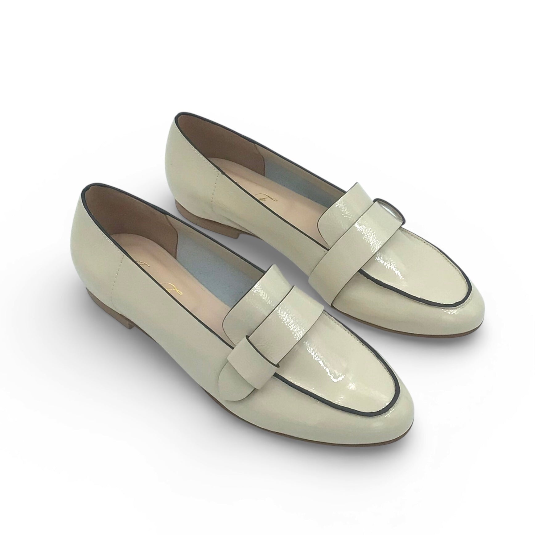 Anna F 1944 Écrue