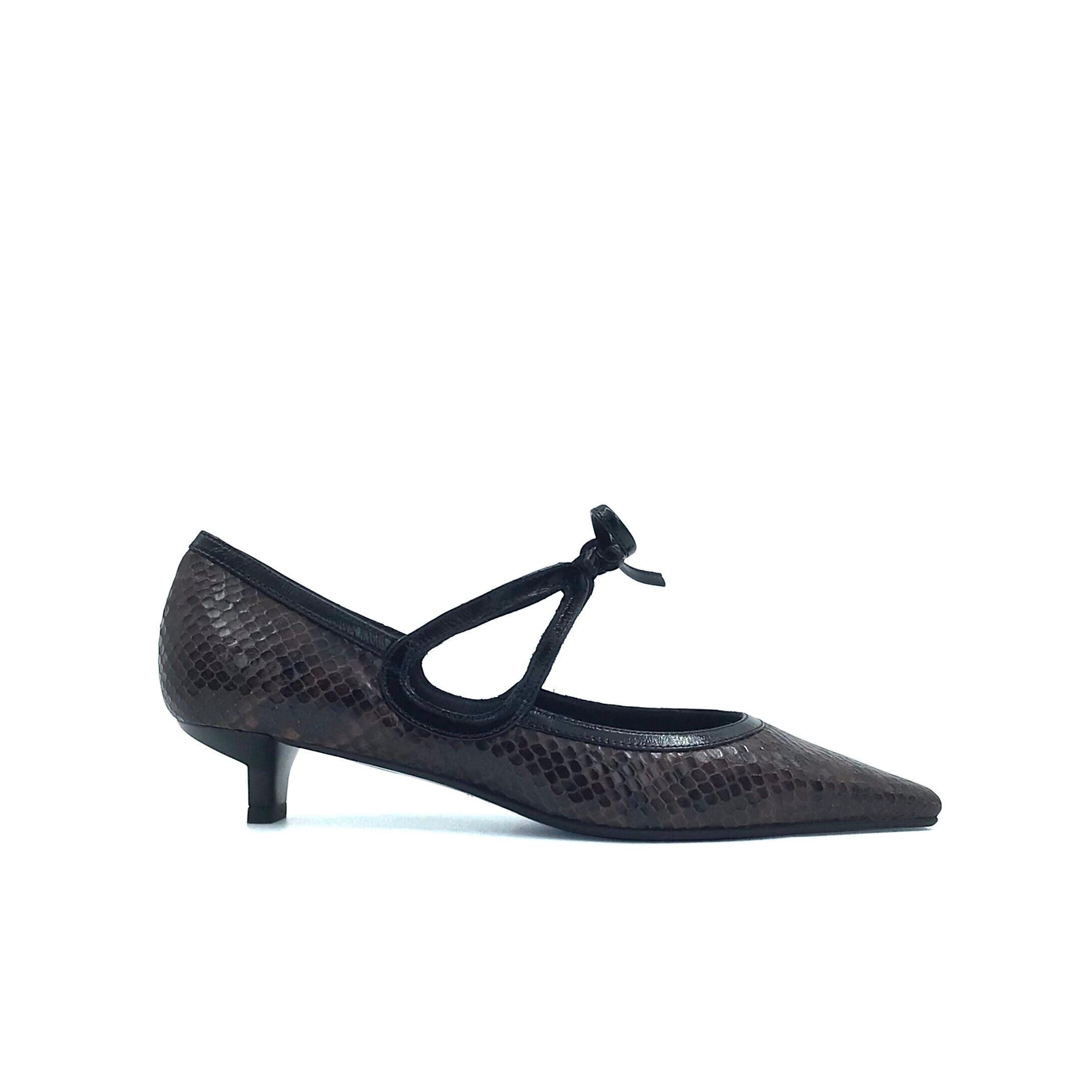 Chantal 2757 Pyth